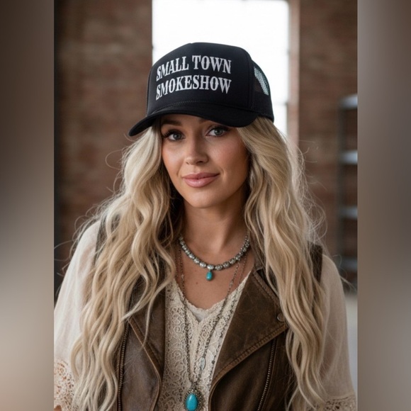 NWT Small Town Smokeshow Trucker Mesh Snap Back Hat Cap Black main image 9